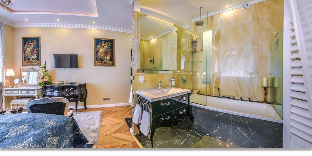 B&P Maine Street Apartments Budapest Bagian luar foto